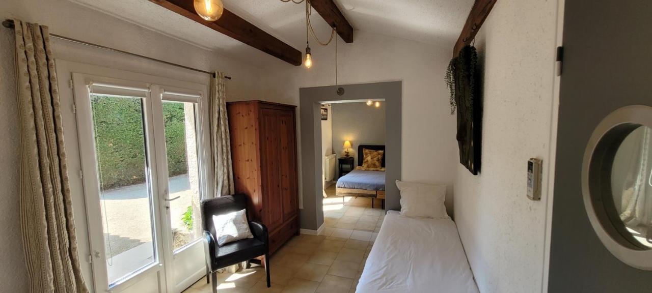 Villa Liberty Entraigues-sur-la-Sorgue Zimmer foto